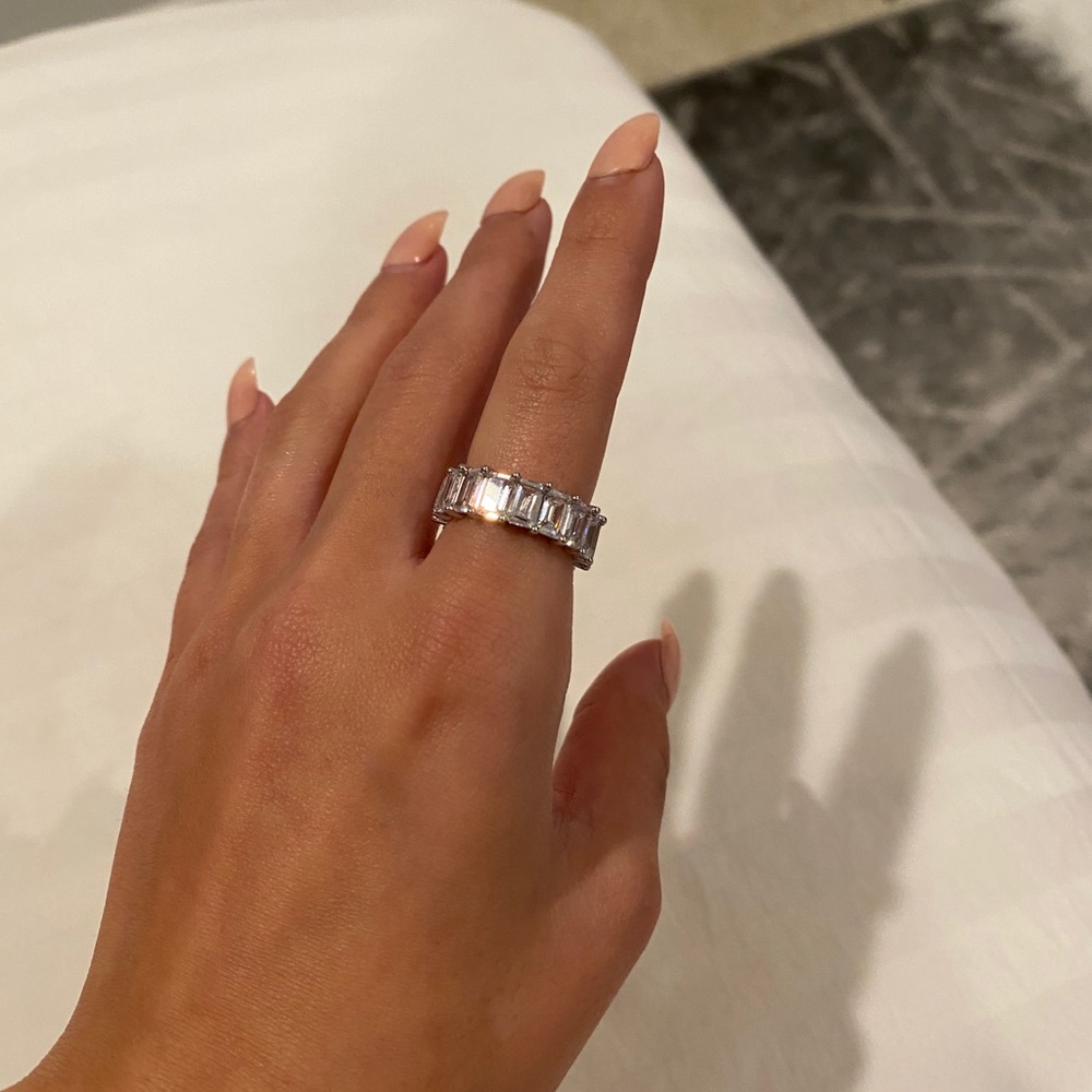 White gold ring